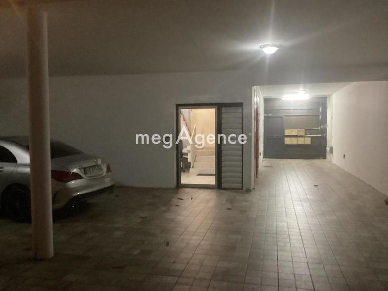 Appartement - 100 m² - 3 pièces