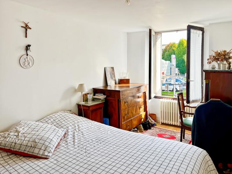 Appartement - 85 m² - 4 pièces