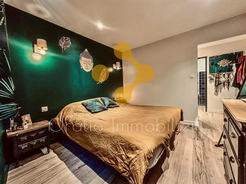 Maison de village - 261 m² - 10 pièces