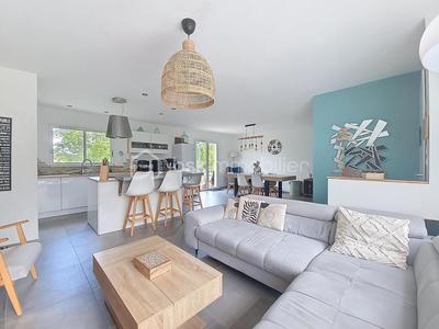 Villa - 115 m² - 5 pièces