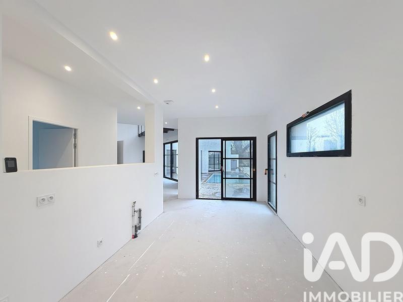 Maison - 140 m² - 5 pièces