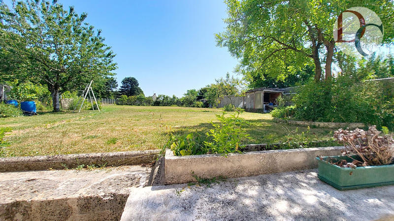 Maison - 250 m² - 8 pièces