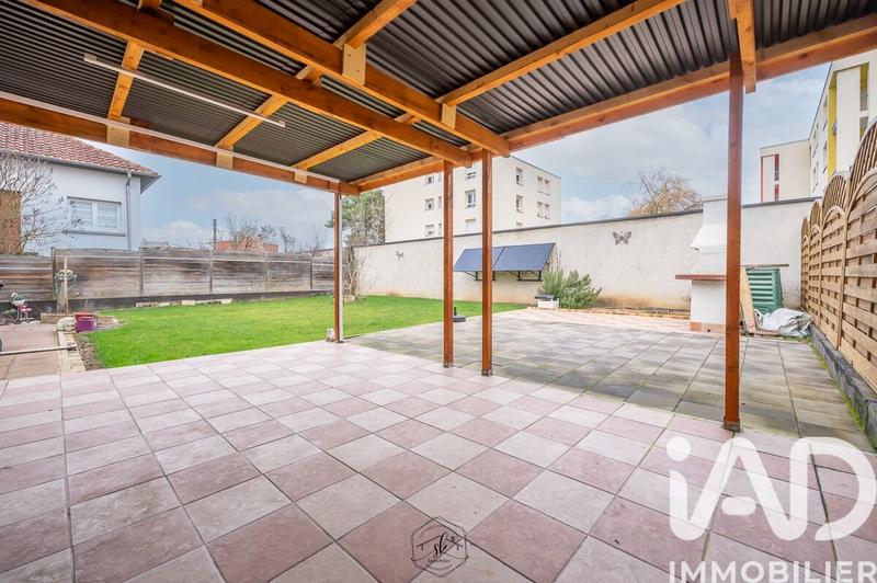 Maison - 115 m² - 6 pièces