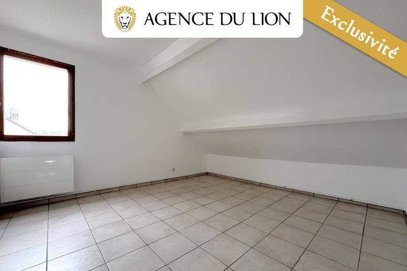 Appartement - 64 m² - 5 pièces