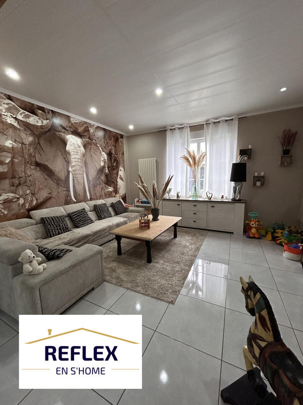 Maison - 270 m² - 8 pièces