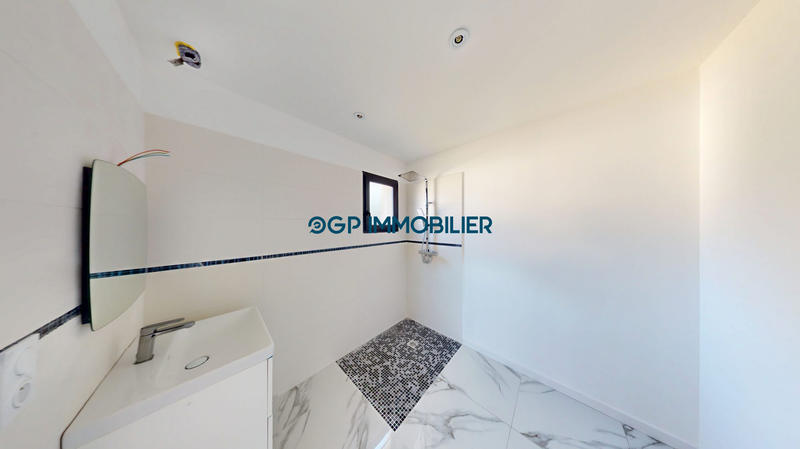 Maison traditionnelle - 120 m² - 5 pièces