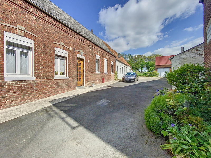 Maison - 108 m² - 6 pièces