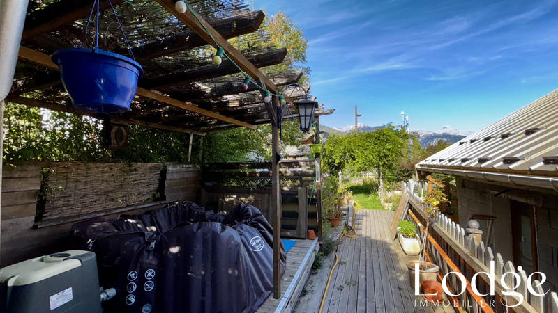 Appartement - 82 m² - 3 pièces