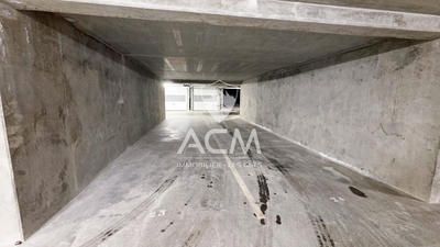 Parking / Garage - 13 m²