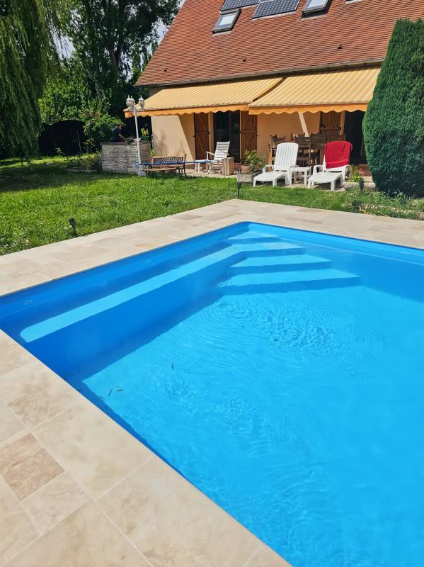 Maison - 220 m² - 7 pièces