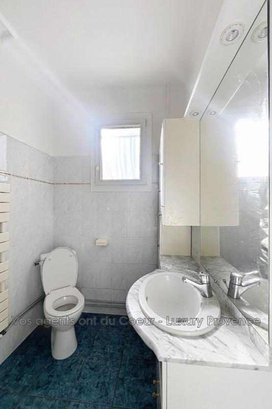 Maison - 174 m² - 9 pièces