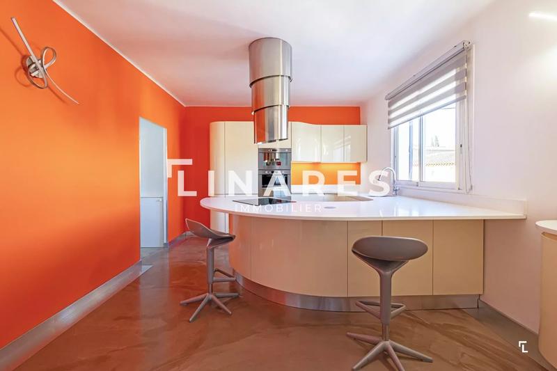 Appartement - 145 m² - 5 pièces