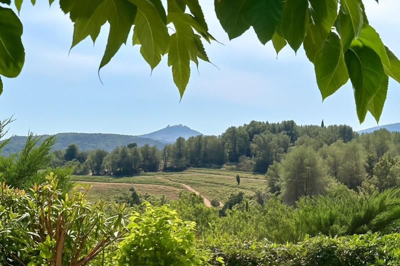 Villa - 215 m² - 7 pièces