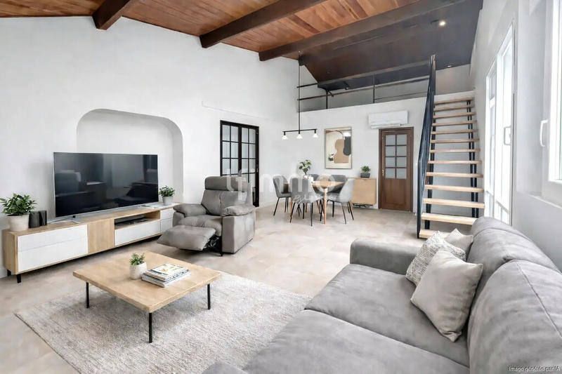 Maison traditionnelle - 103 m² - 5 pièces