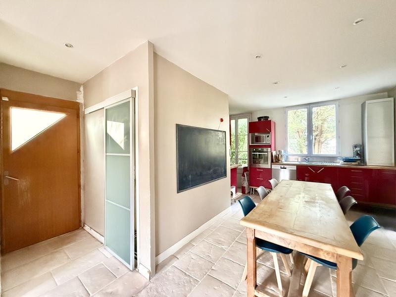 Maison ancienne - 179 m² - 8 pièces