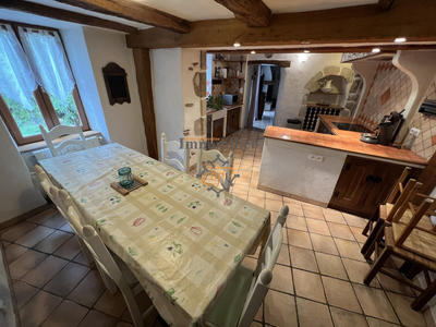 Maison - 105 m² - 4 pièces