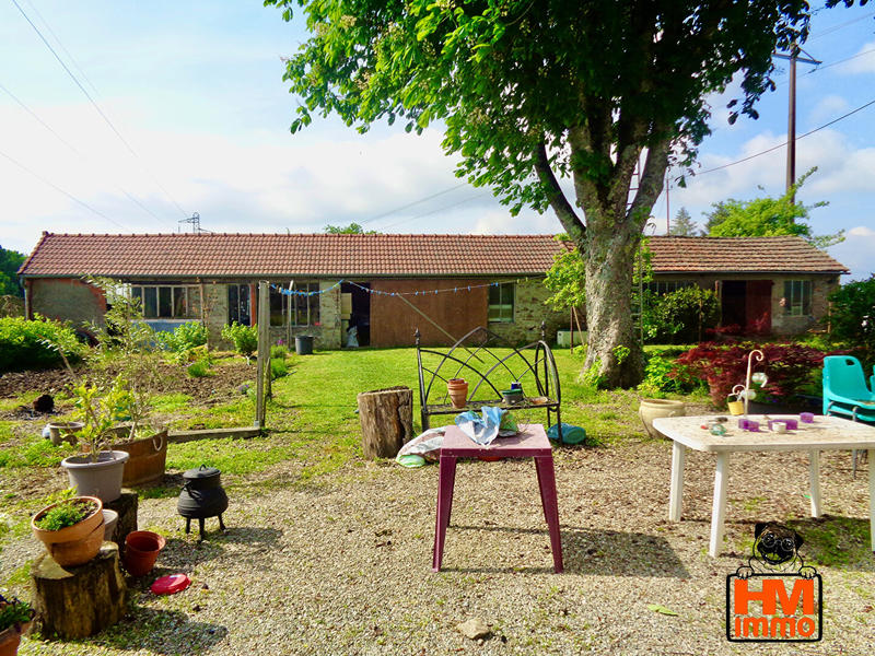 Maison - 104 m² - 6 pièces