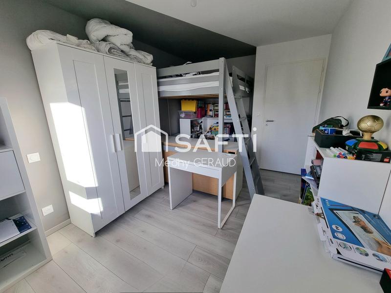 Maison - 183 m² - 9 pièces