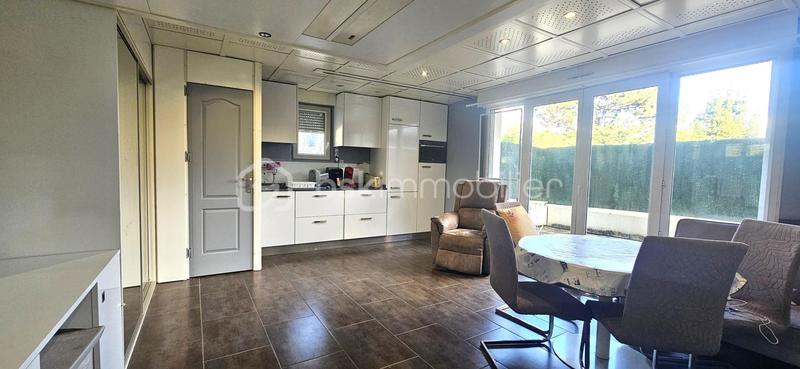 Studio - 27 m² - 1 pièce