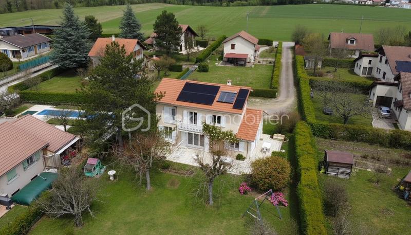 Maison de village - 121 m² - 5 pièces