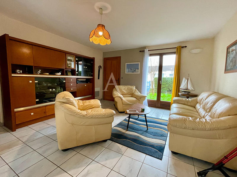 Maison - 95 m² - 4 pièces