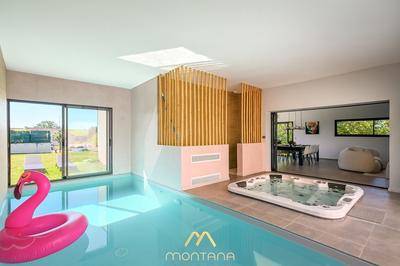 Maison contemporaine - 240 m² - 7 pièces