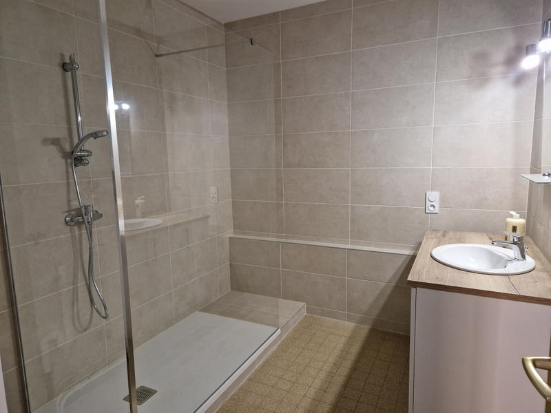 Appartement - 105 m² - 4 pièces