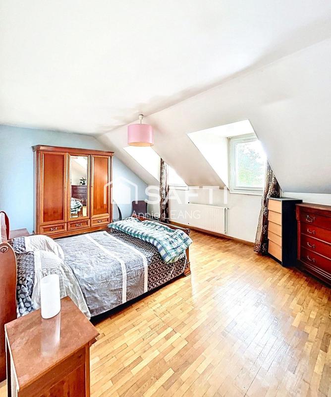 Maison de ville - 218 m² - 7 pièces