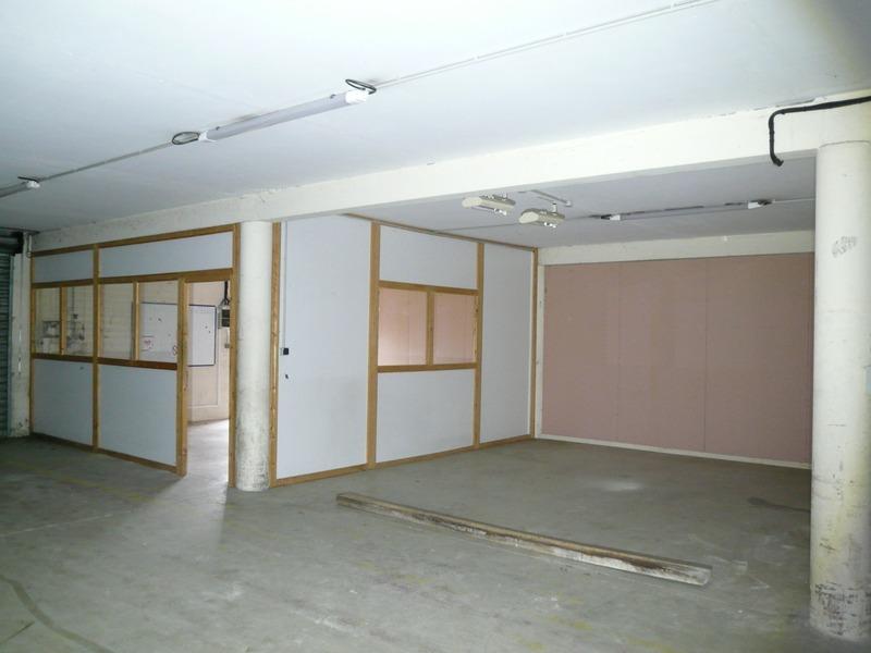 Local commercial - 199 m² - 2 pièces