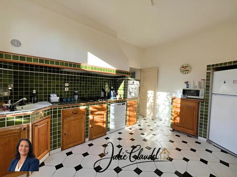 Maison - 151 m² - 7 pièces