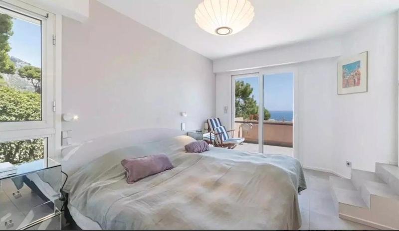 Maison - 271 m² - 7 pièces