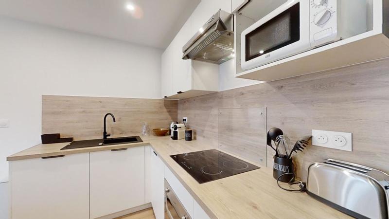 Appartement - 72 m² - 5 pièces