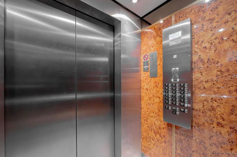 Bureau - 266 m² - 8 pièces