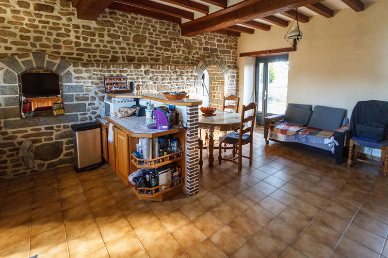 Maison - 161 m² - 7 pièces