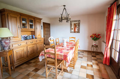 Maison traditionnelle - 160 m² - 6 pièces