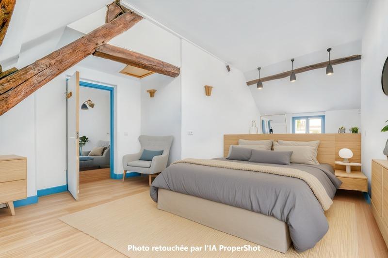 Maison - 143 m² - 7 pièces