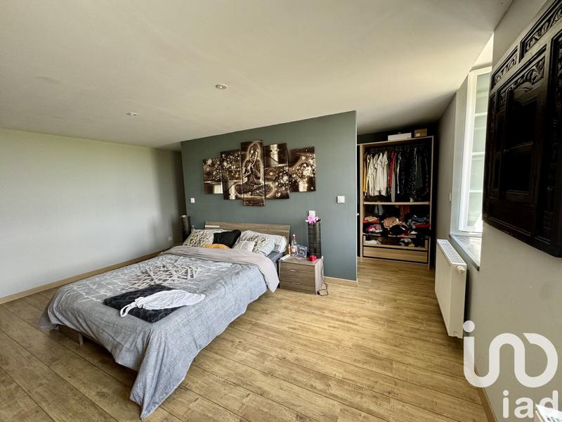 Maison - 216 m² - 7 pièces