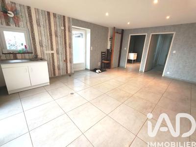 Maison - 97 m² - 5 pièces