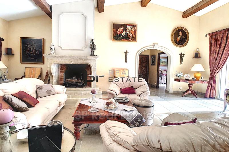 Maison de ville - 260 m² - 8 pièces