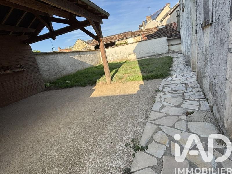 Maison - 198 m² - 8 pièces