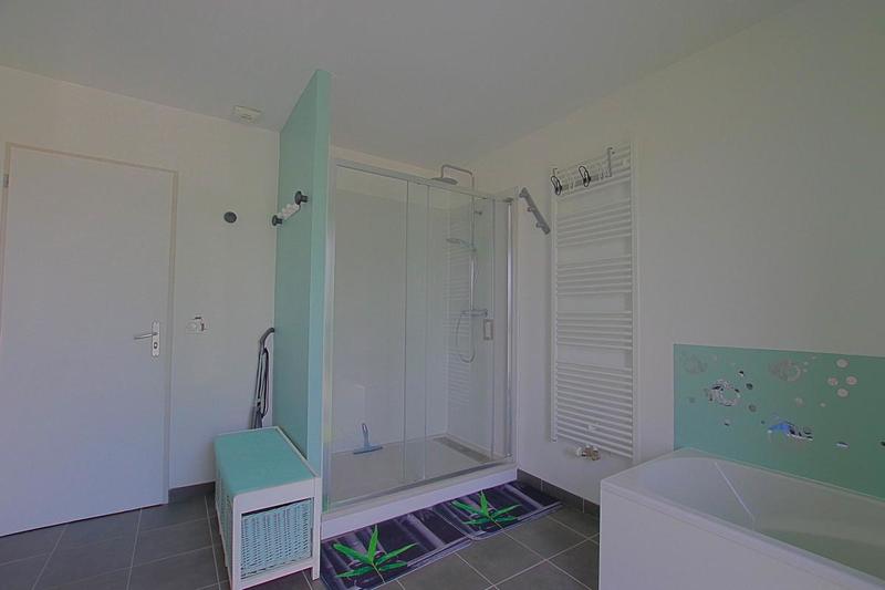 Maison - 141 m² - 6 pièces