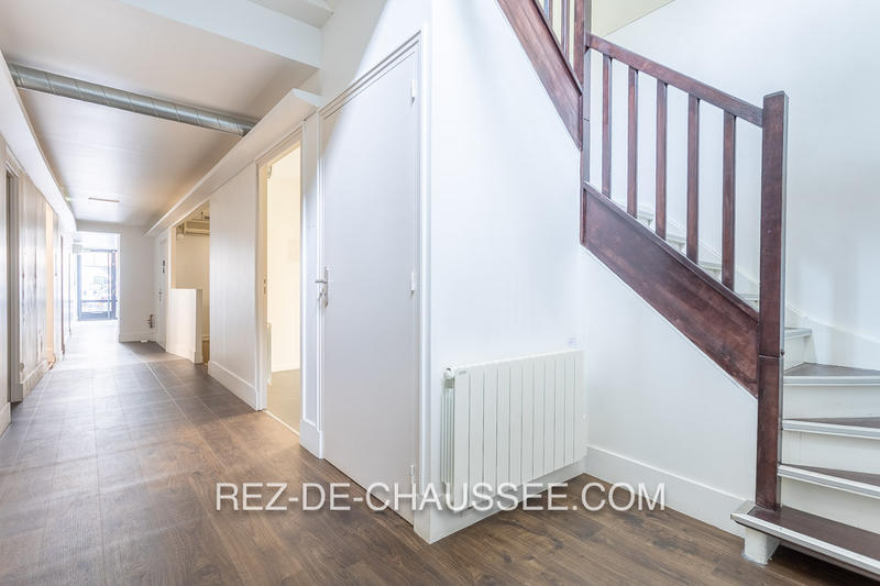 Bureau - 253 m² - 6 pièces