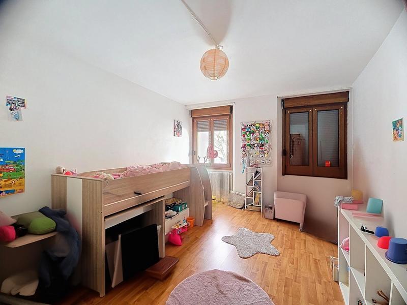 Maison - 97 m² - 4 pièces