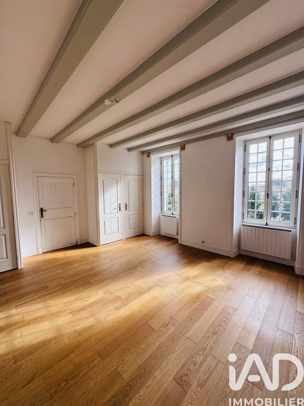 Maison - 252 m² - 7 pièces
