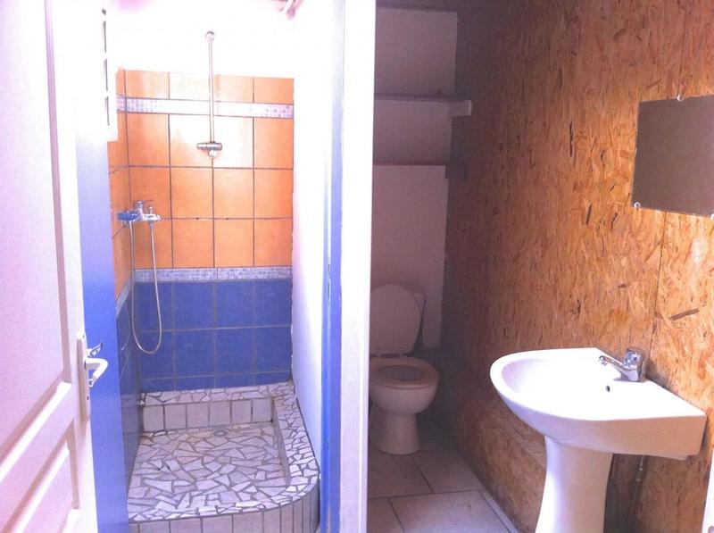 Maison - 230 m² - 10 pièces