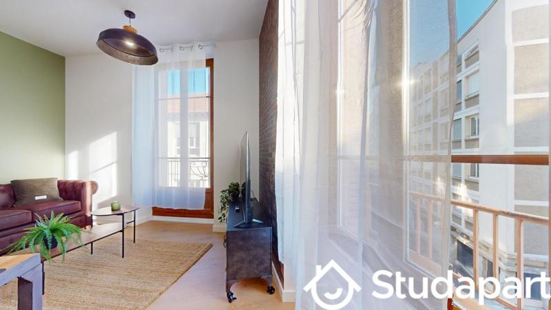 Chambre - 10 m² - 1 pièce