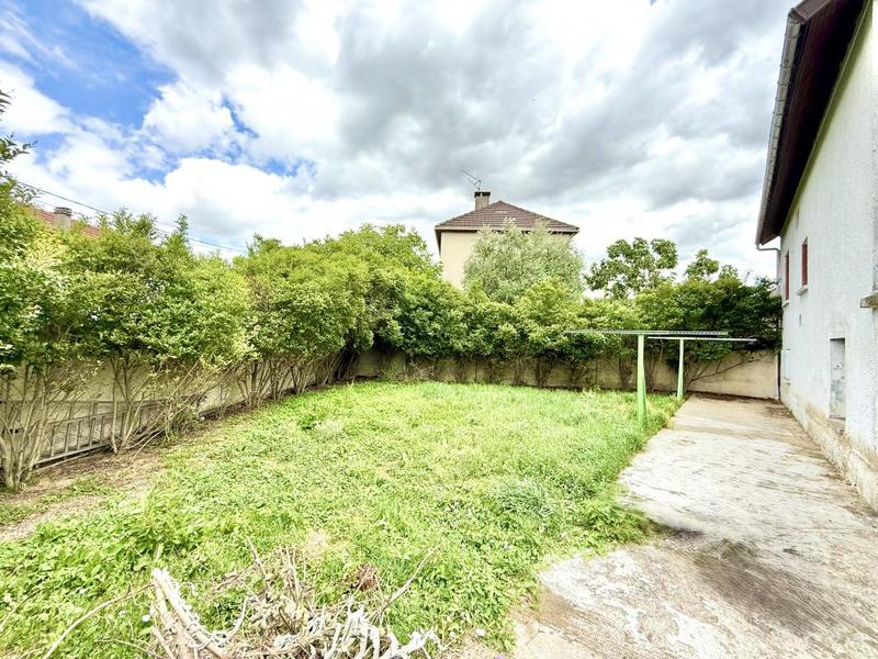 Maison - 192 m² - 7 pièces