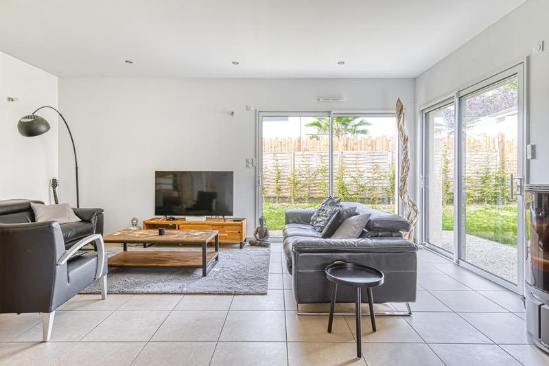 Maison - 148 m² - 7 pièces