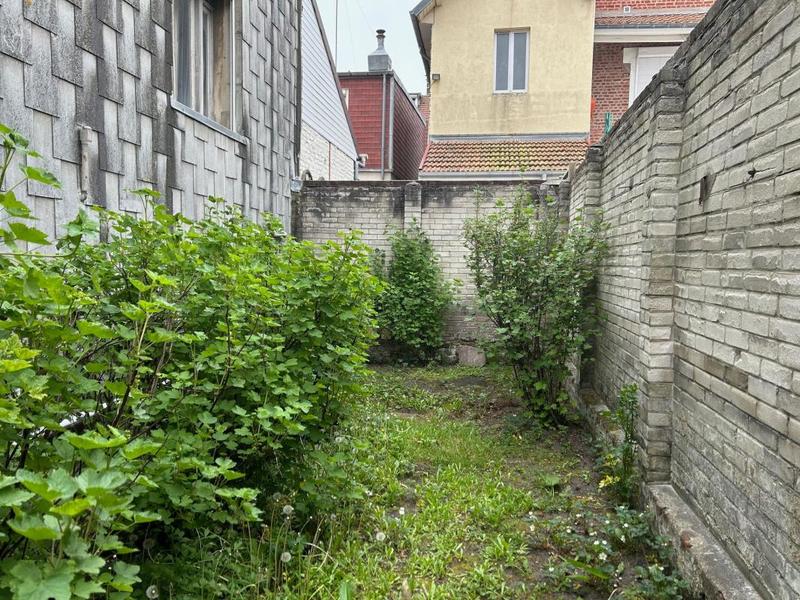 Maison - 313 m² - 17 pièces