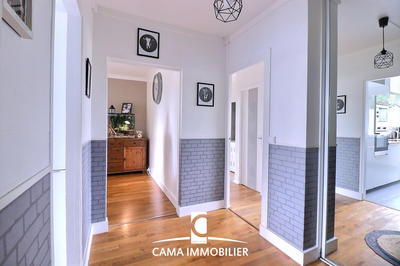 Appartement - 84 m² - 5 pièces